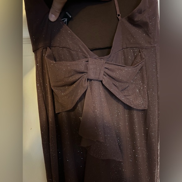 Windsor Maternity Photoshoot Dress low back sparkly stretchy gown prom dress - Picture 4 of 5